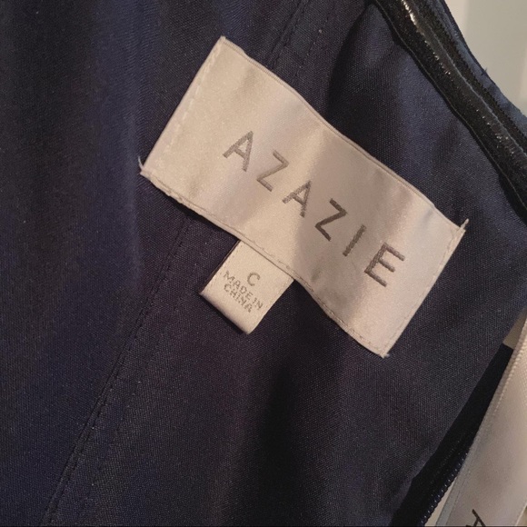 Azazie Yazmin Dark Navy bridesmaid dress - size 34 bust, 27.5 waist, 37.5 hips - Picture 6 of 12